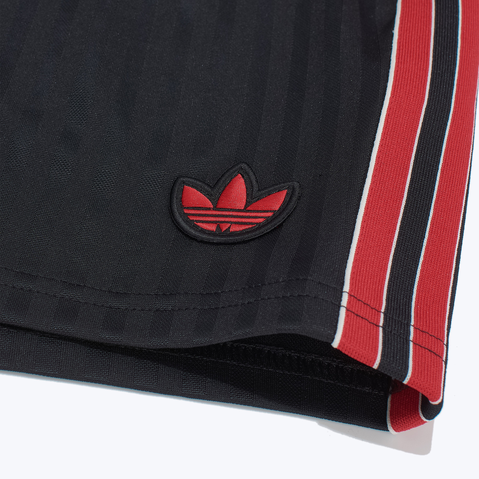 Шорты Adidas Manchester United Icon JF0356