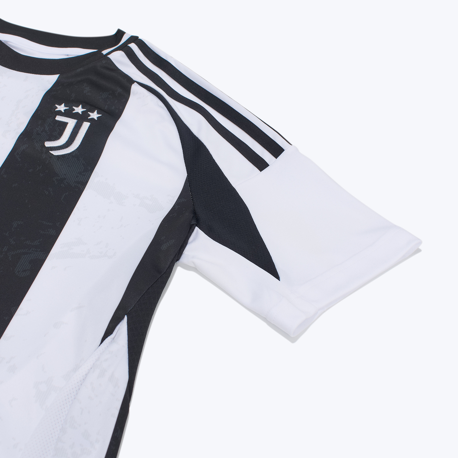 Подростковая домашняя футболка Adidas Juventus сезон 2024/25