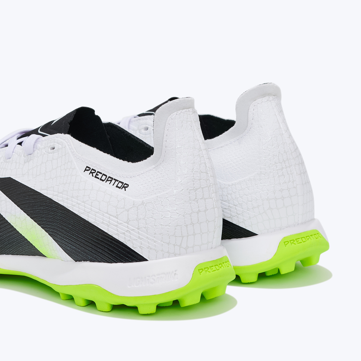 Шиповки Adidas Predator League TF JI1132