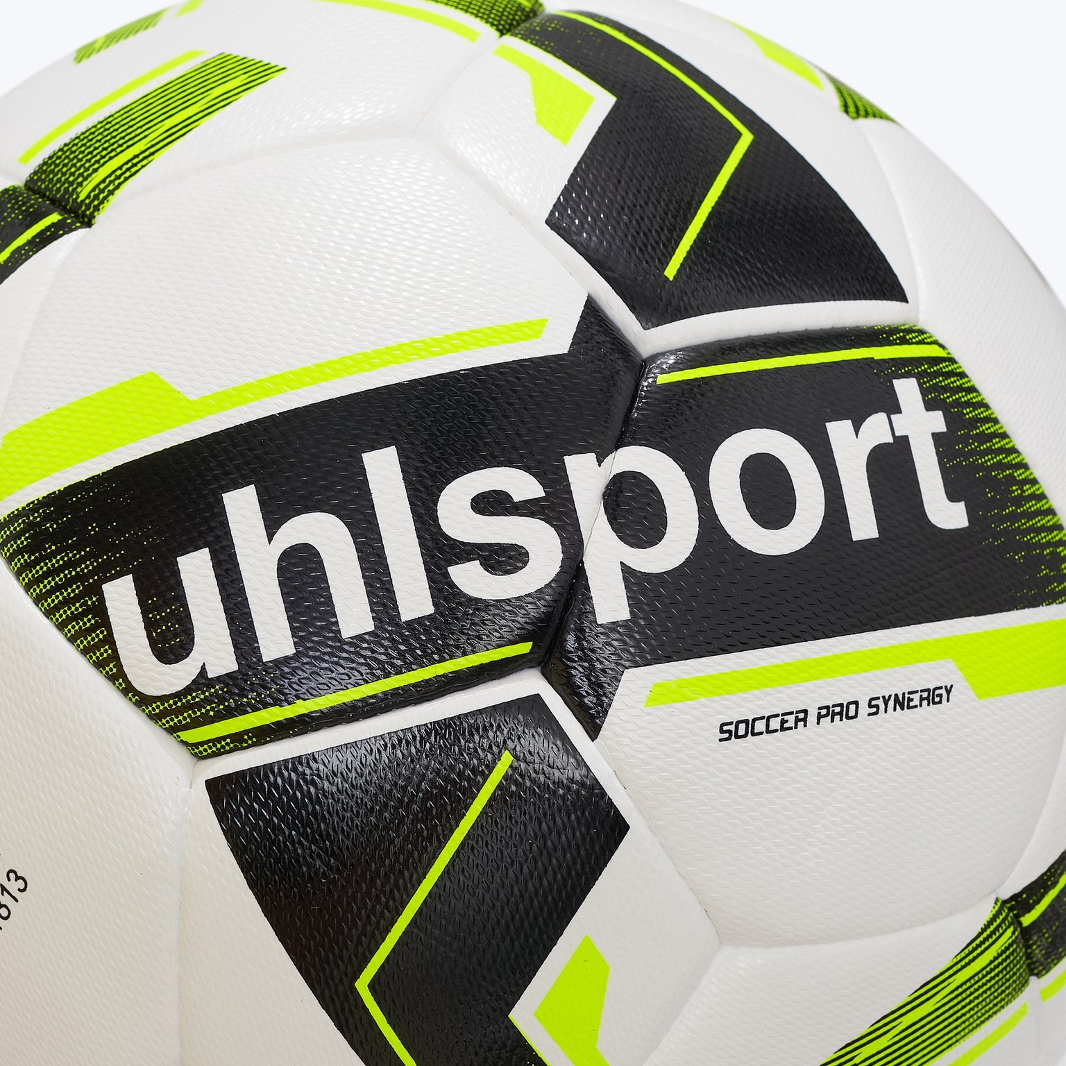 Футбольный мяч Uhlsport Soccer Pro Synergy IMS 100171901