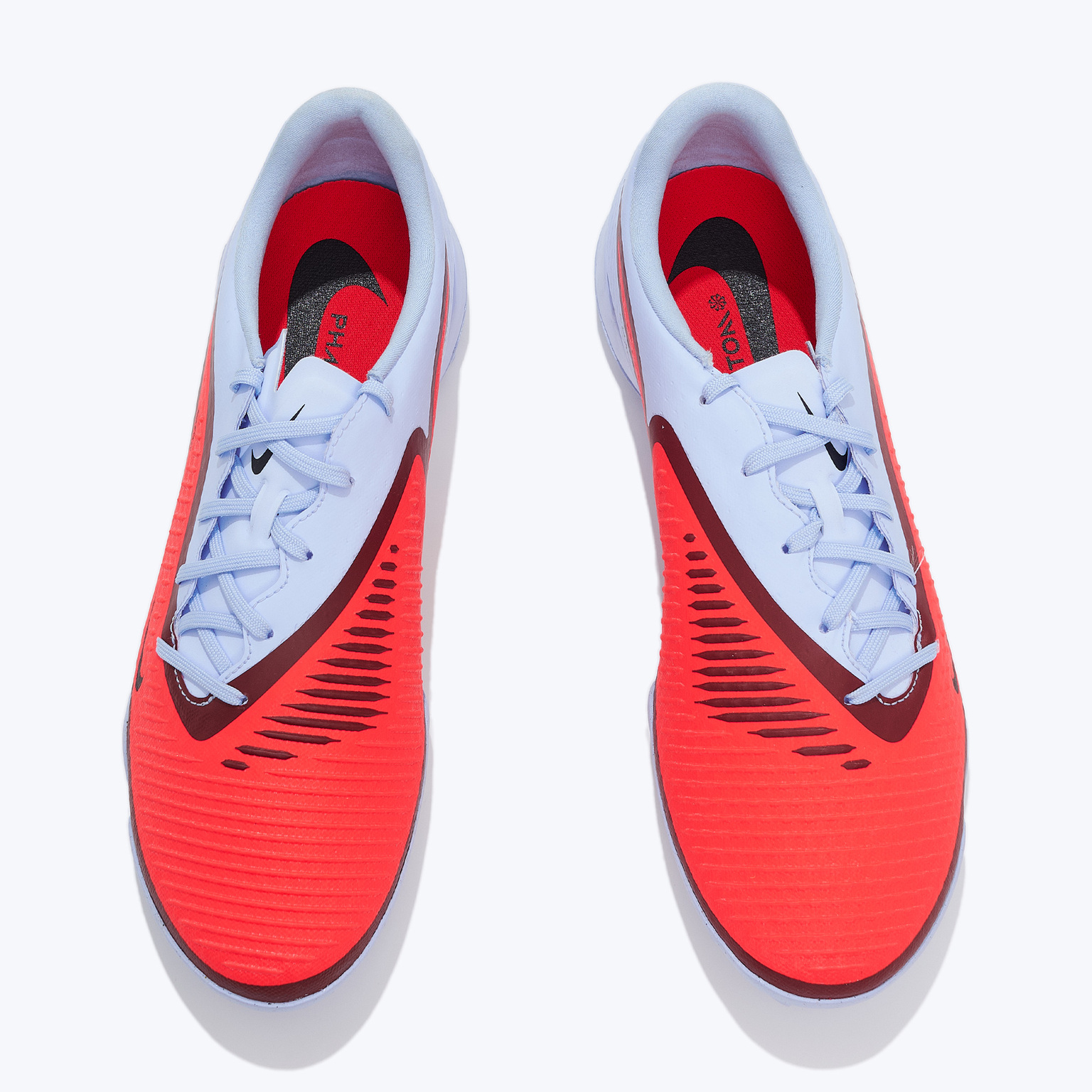 Шиповки Nike Phantom Academy TF HQ2325-400