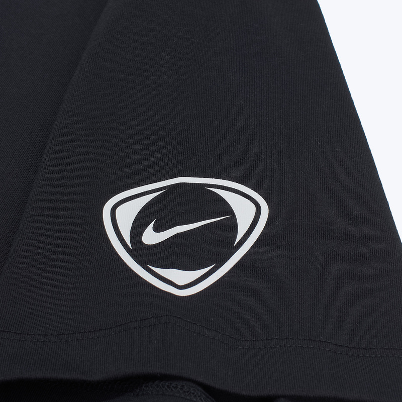 Футболка хлопковая Nike Total 90 Tee HV1709-010