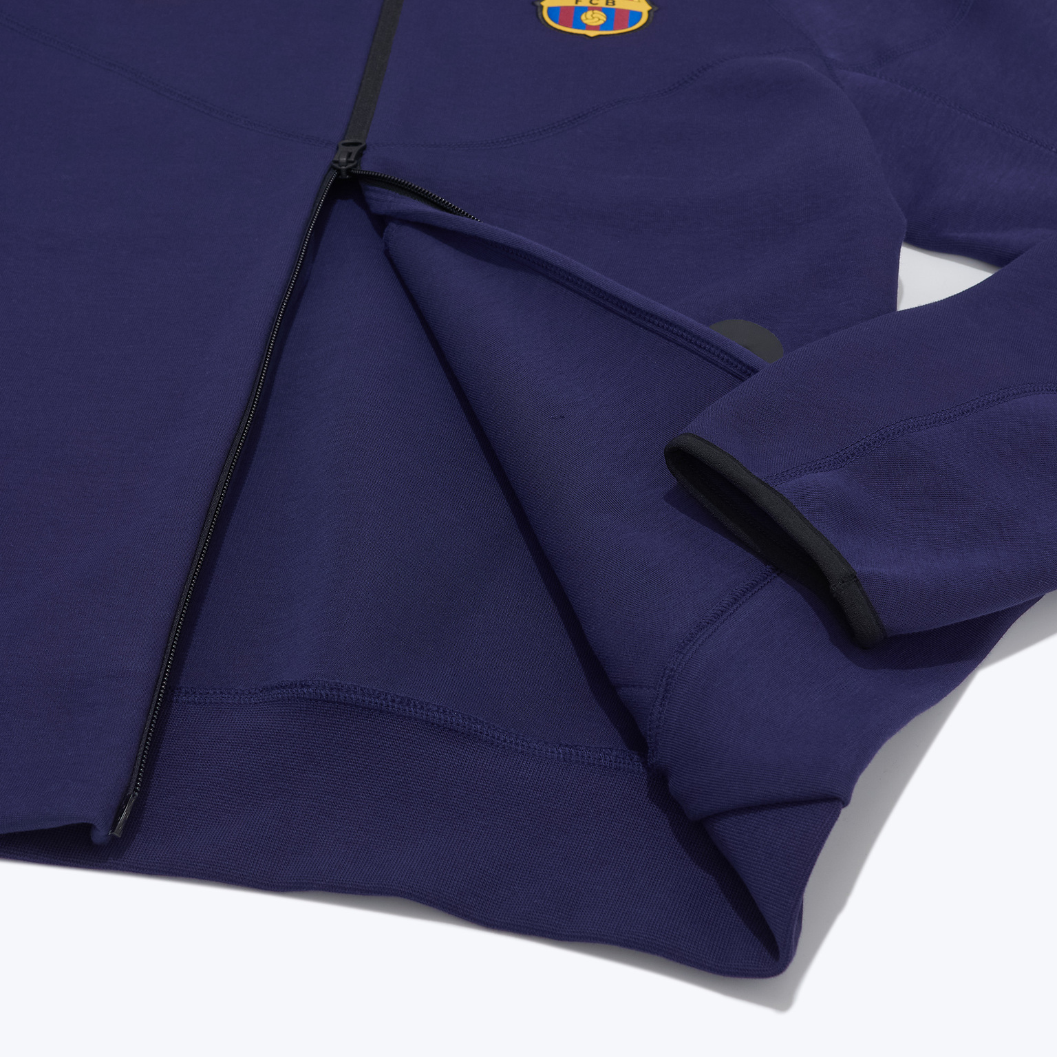 Толстовка Nike Barcelona Tech Fleece HJ6426-595