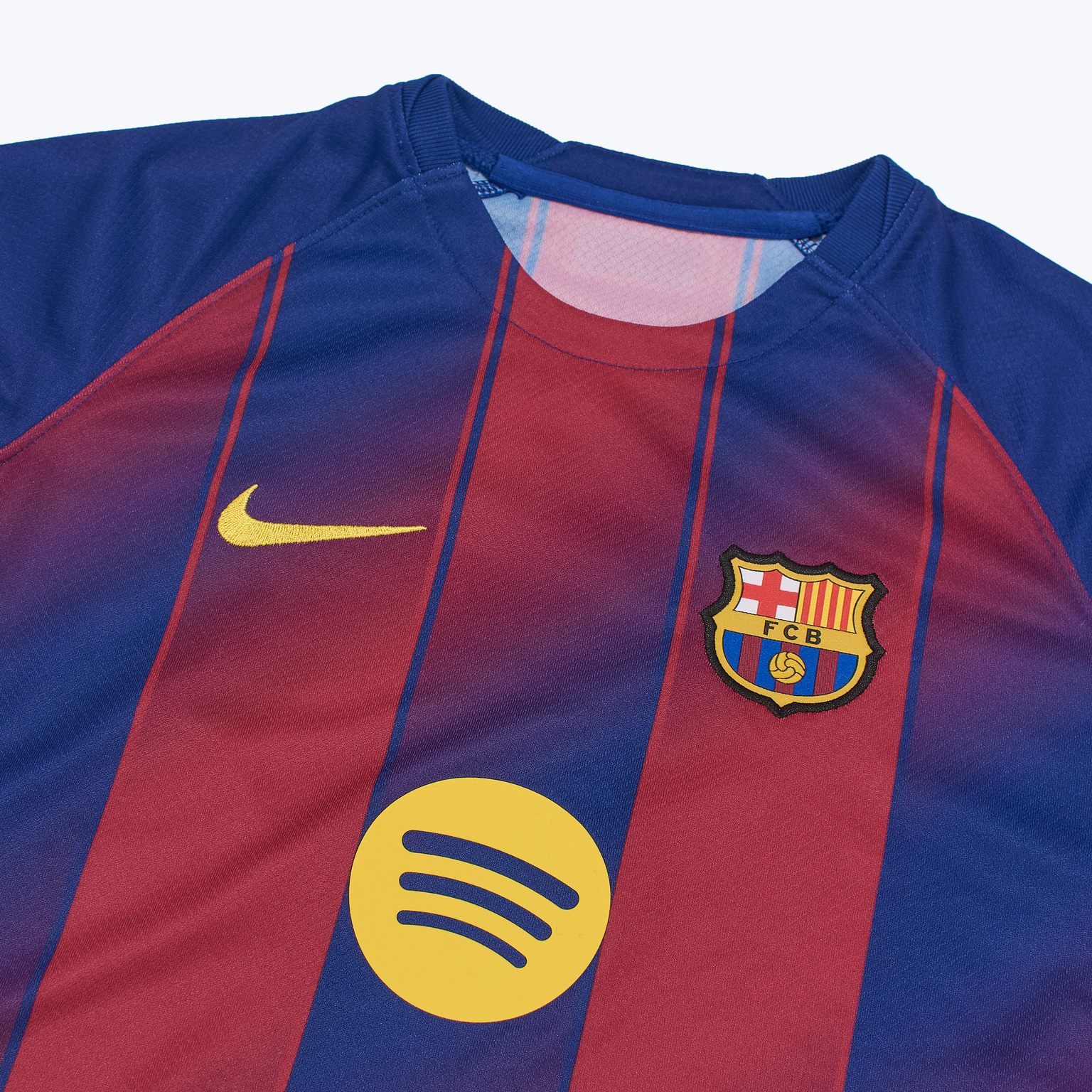 Комплект детской формы Nike Barcelona сезон 2025/26