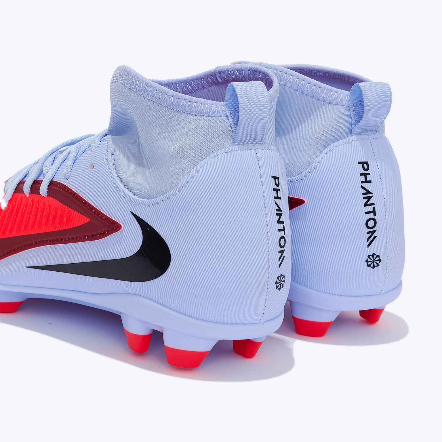 Бутсы детские Nike Phantom 360 DF Club FG/MG HQ2022-400