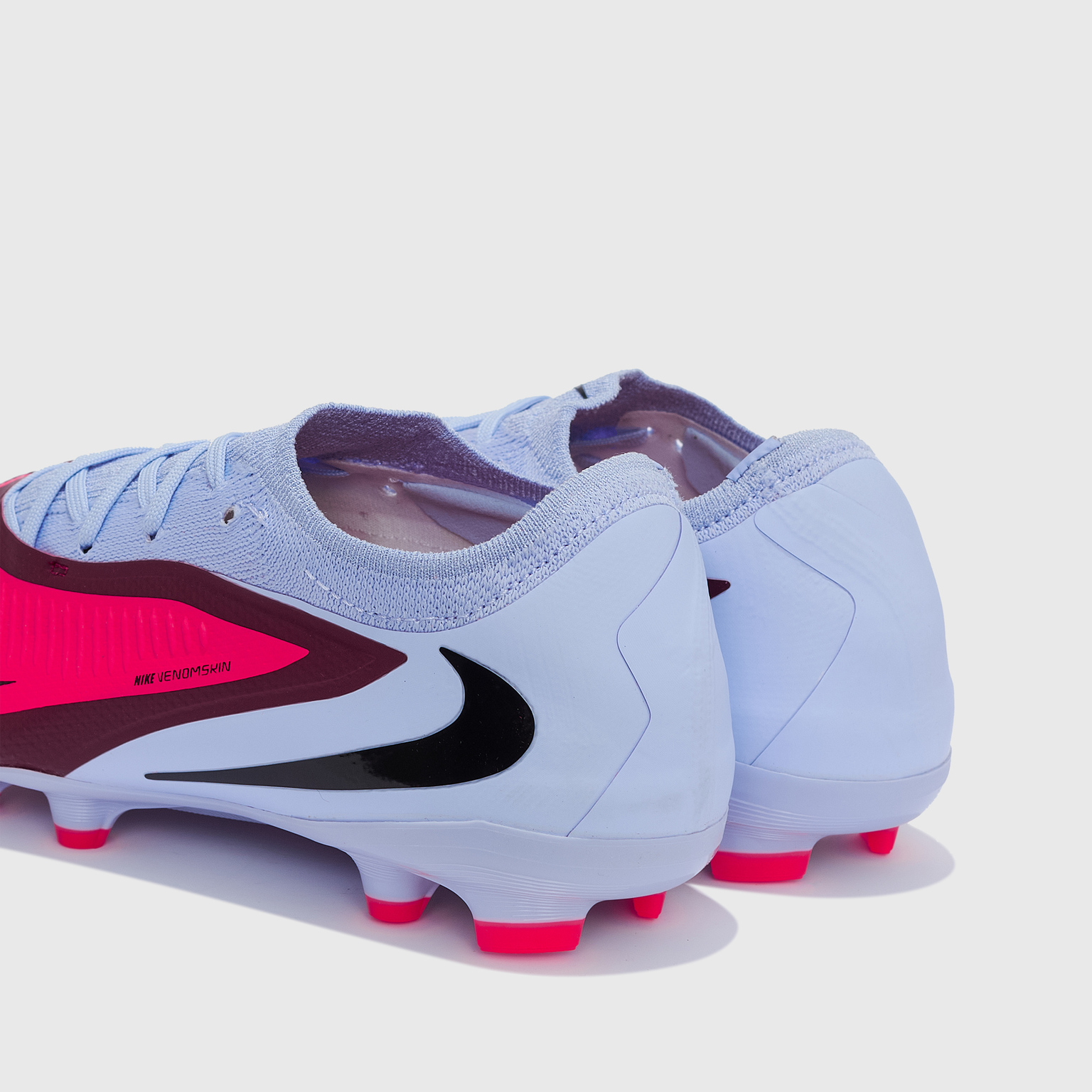 Бутсы детские Nike Phantom 360 Pro FG/MG HM9204-400