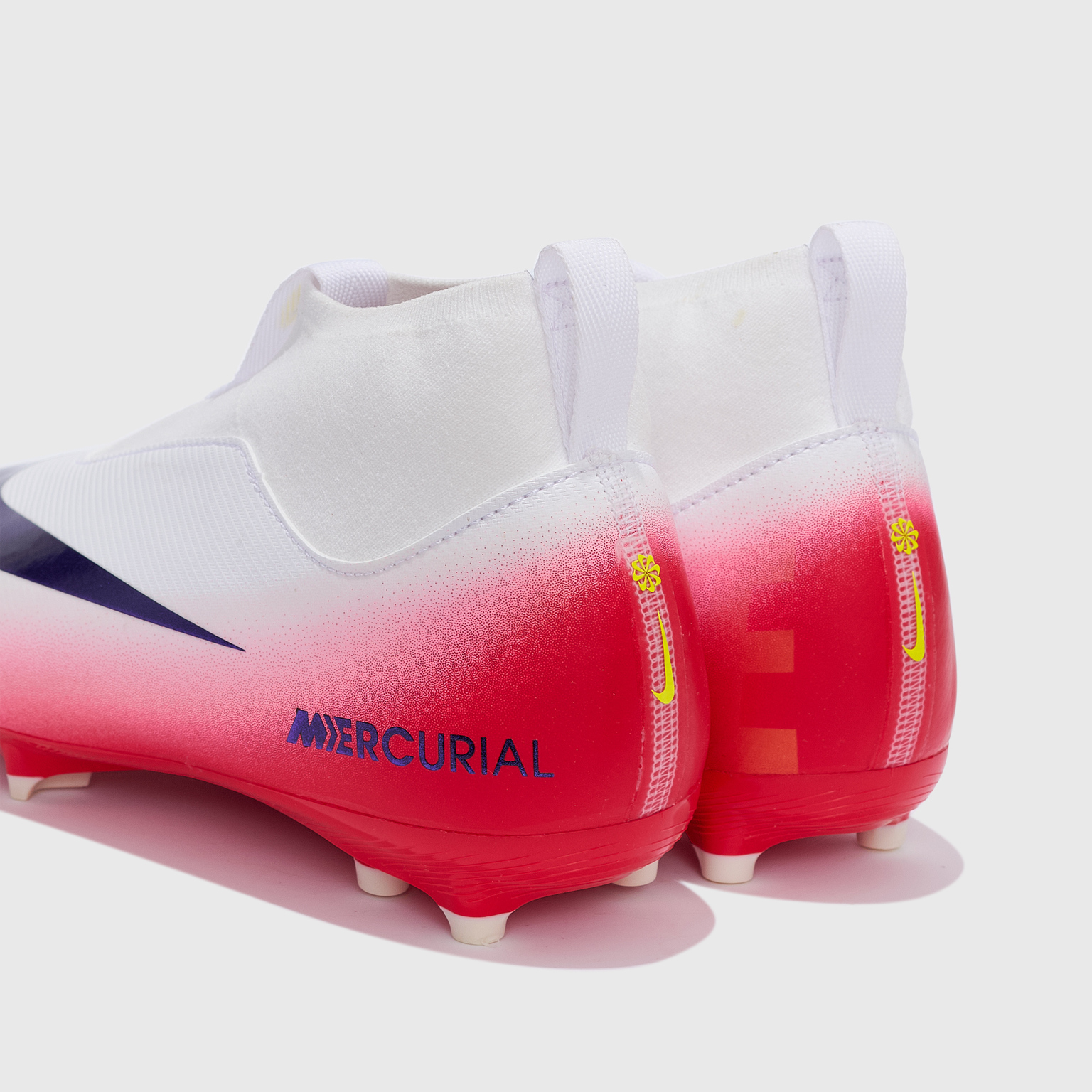 Бутсы детские Nike Air Zoom Superfly 10 Academy FG/MG HM8956-600