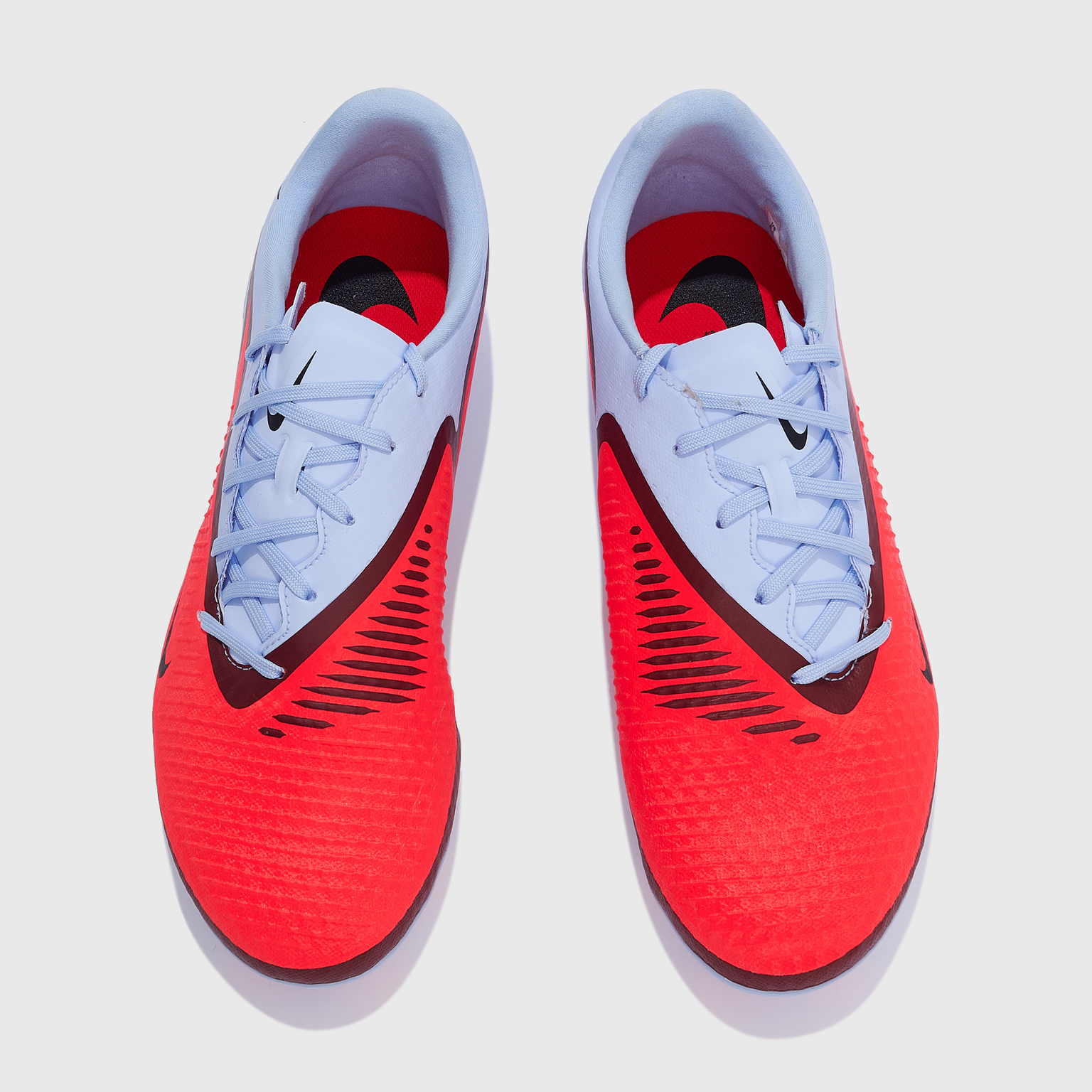 Бутсы Nike Phantom 360 Academy FG/MG HJ4564-400