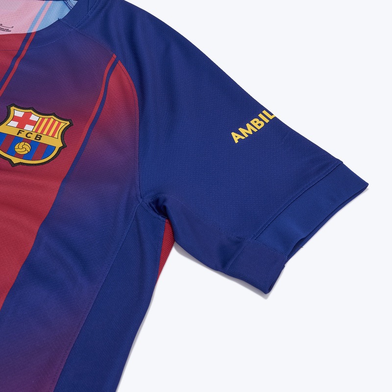 Футболка игровая домашняя Nike Barcelona сезон 2025/26