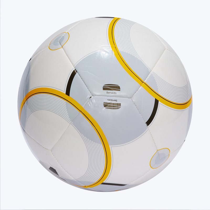 Футбольный мяч Adidas Real Madrid Club Home JN7360