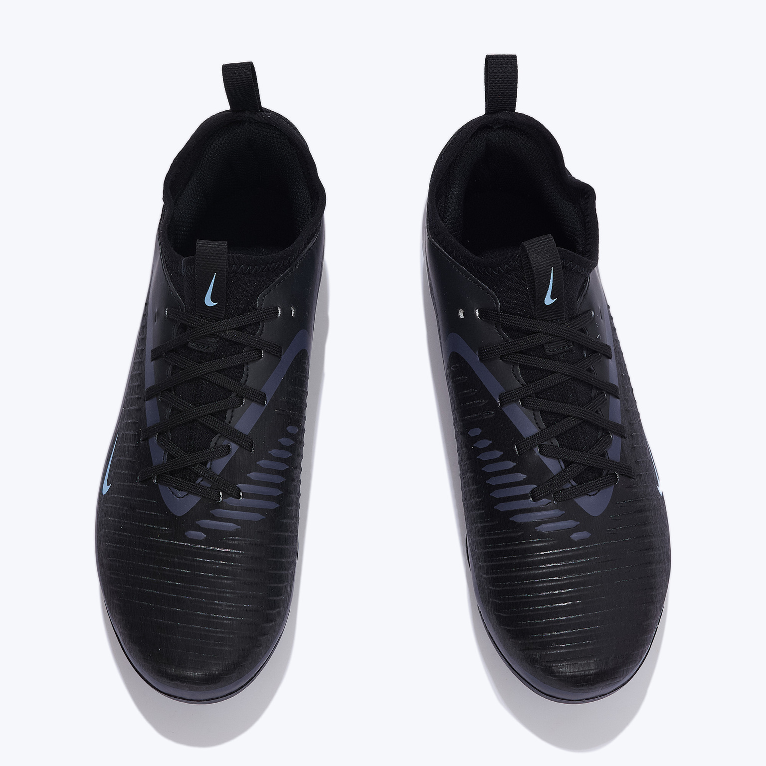 Бутсы детские Nike Phantom 6 Low Academy FG/MG HM9203-003