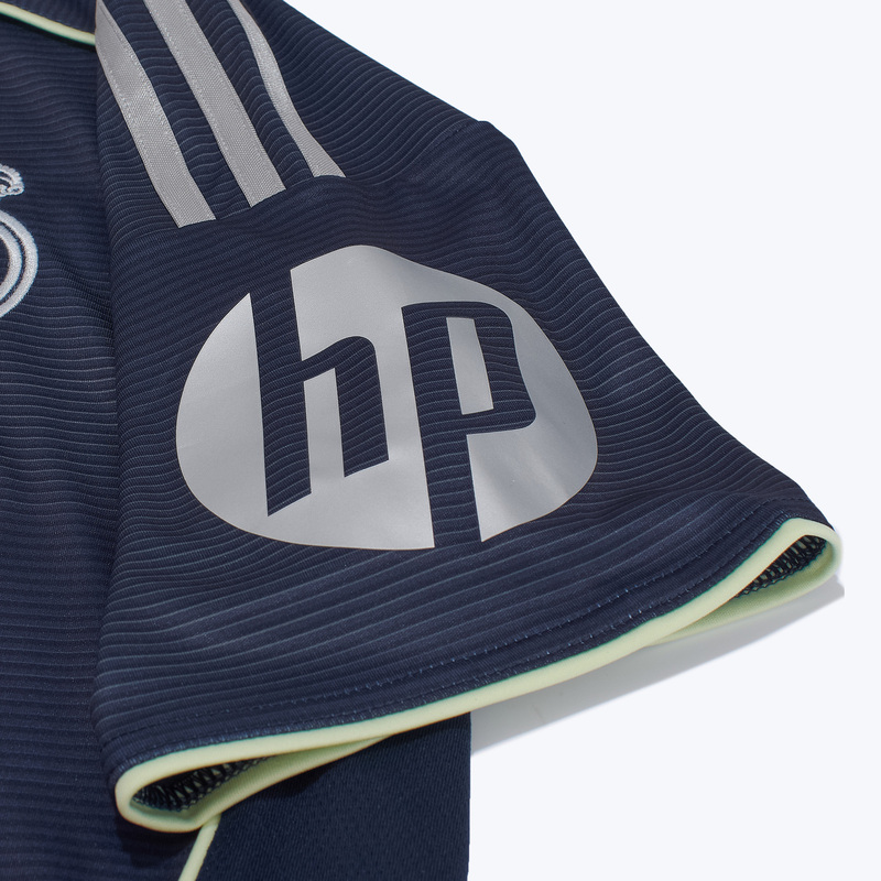 Футболка игровая выездная Adidas Real Madrid сезон 2025/26