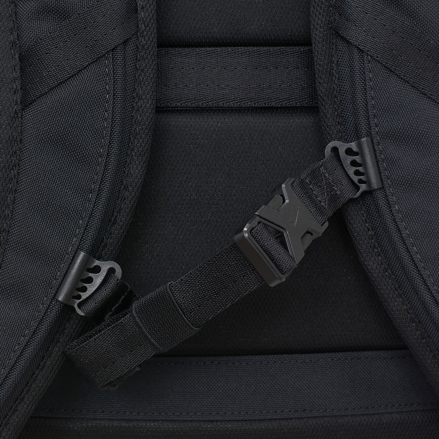 Рюкзак Nike Utility 2.0 Speed FN4106-010