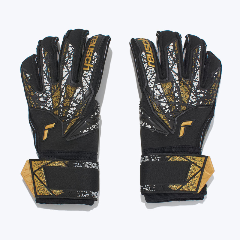 Перчатки вратарские Reusch Attrakt Gold x Evolution Cut Finger Support 5470950-7740