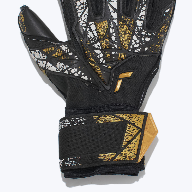 Перчатки вратарские Reusch Attrakt Gold x Evolution Cut Finger Support 5470950-7740