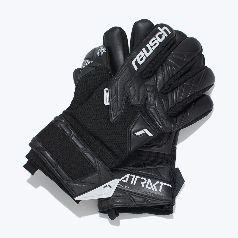 Перчатки вратарские Reusch Attrakt Infinity NC 5570725-7700