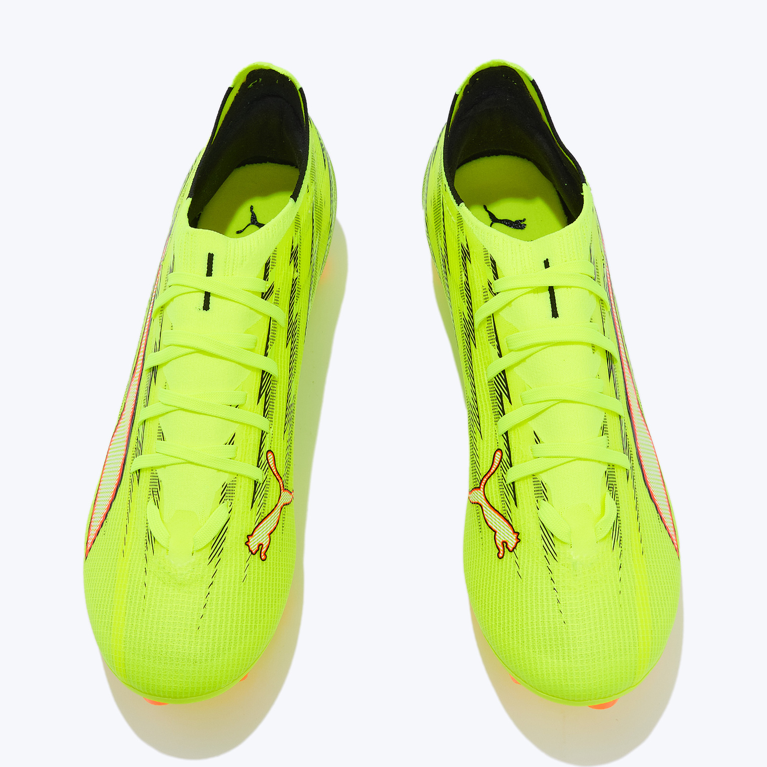 Бутсы Puma Ultra 6 Match FG/MG 10868701