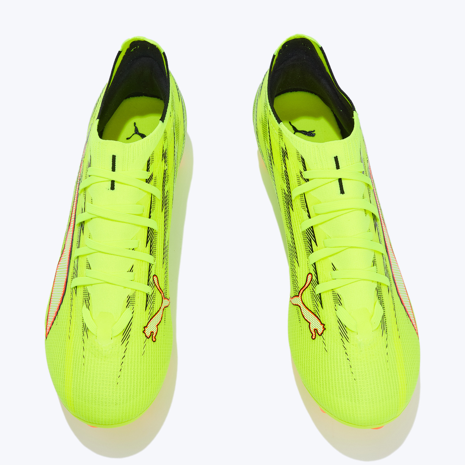 Футзалки Puma Ultra 6 Match IT 10900201