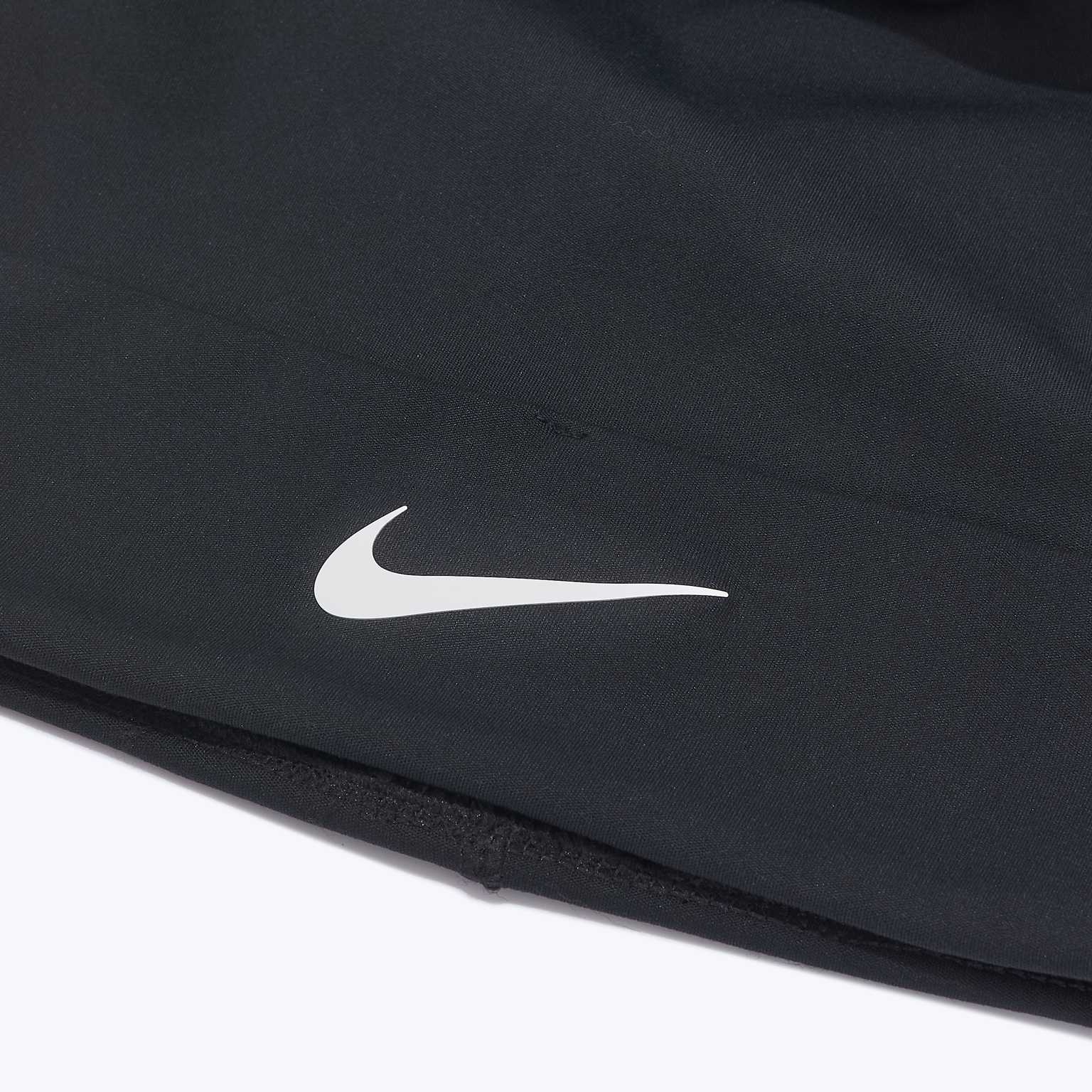 Шапка Nike Peak FQ8292-010