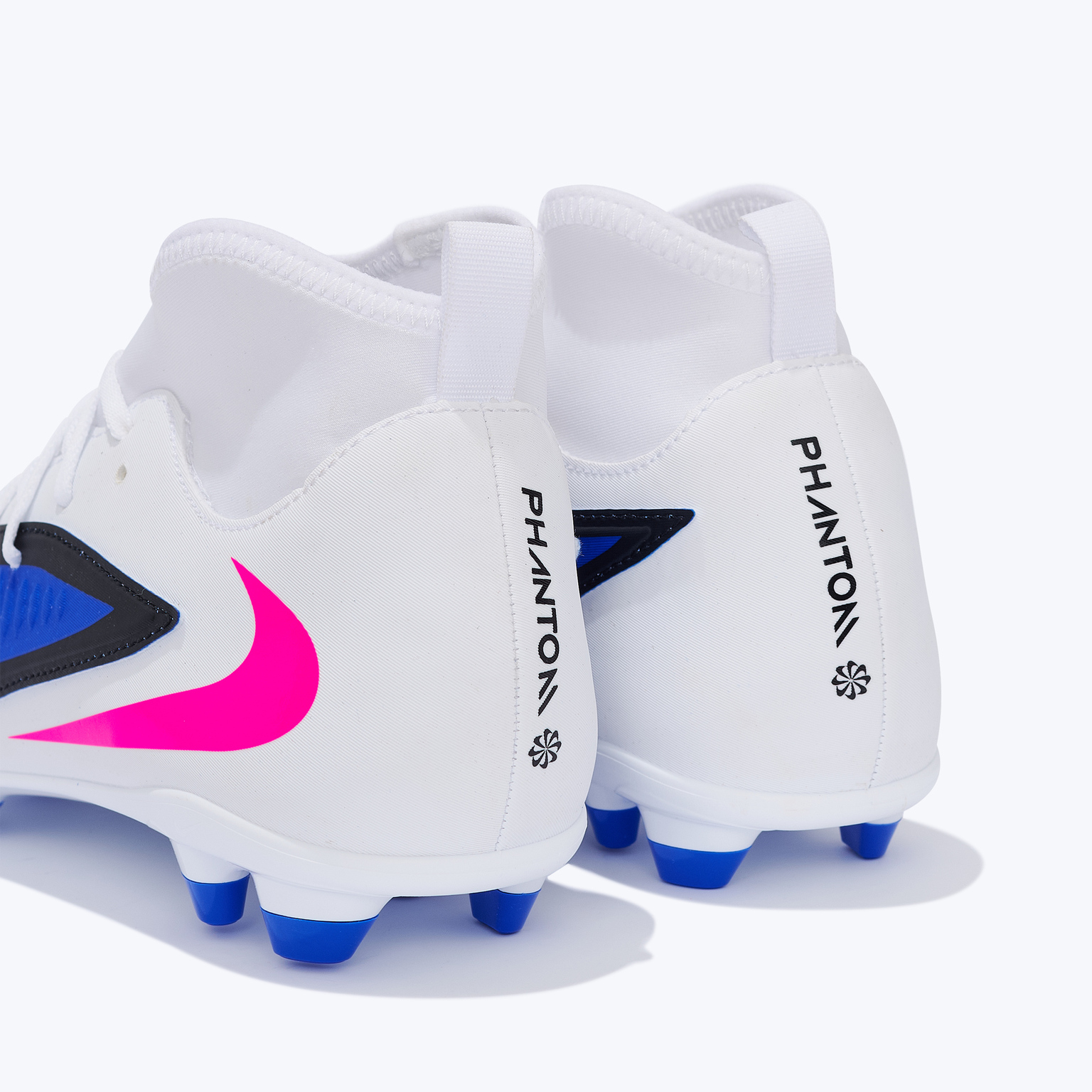 Бутсы Nike Phantom 6 High Club FG/MG HQ2275-446