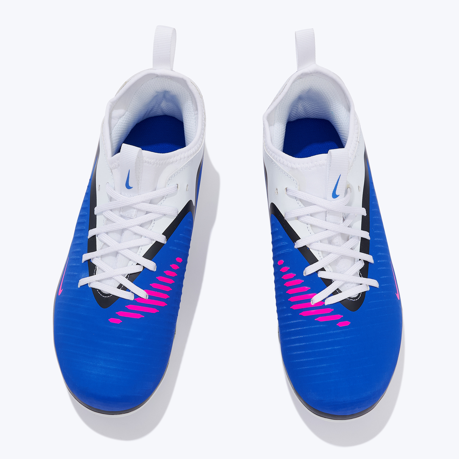 Бутсы детские Nike Phantom 6 Low Academy FG/MG HM9203-446