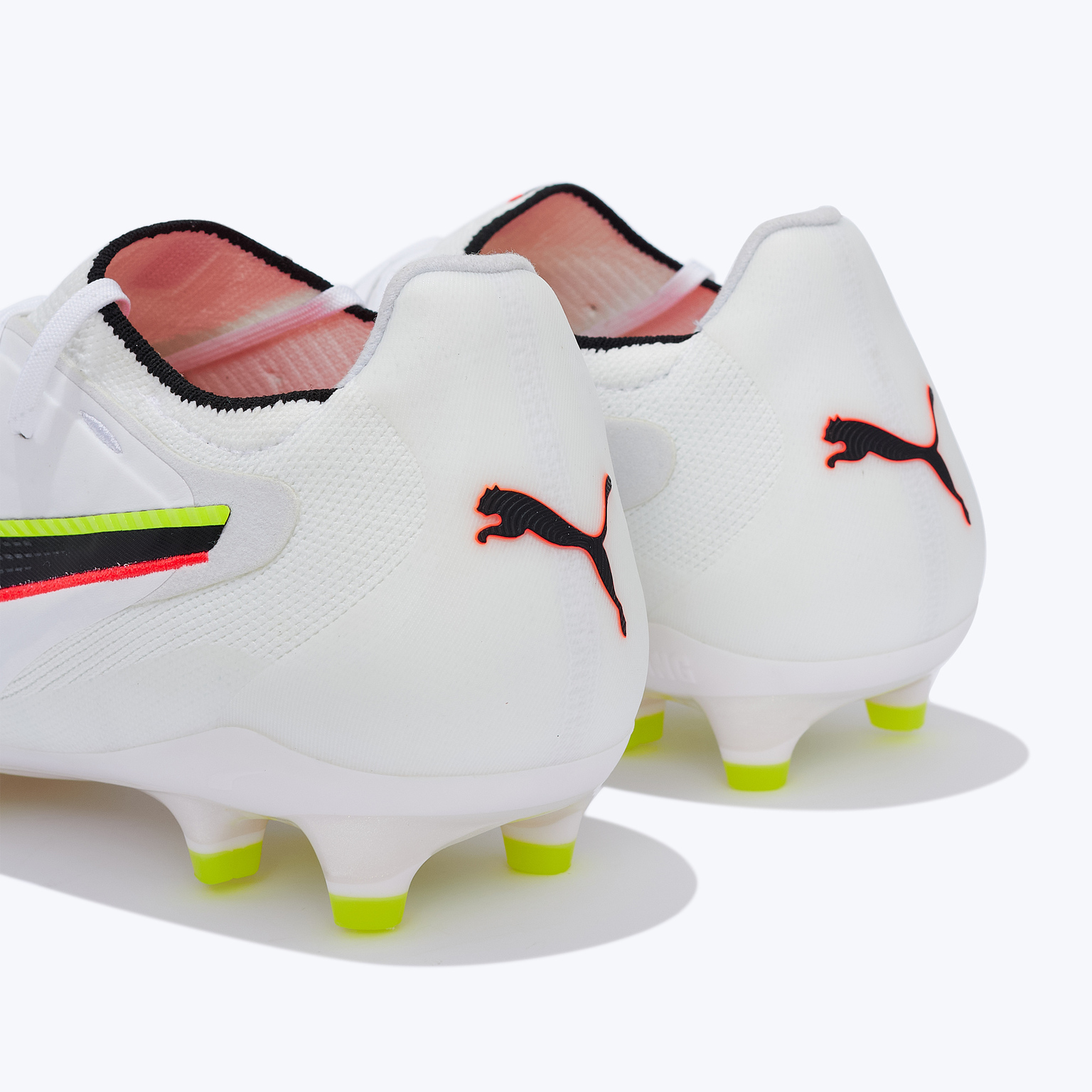 Бутсы Puma King 20 Ultimate FG/AG 10845701