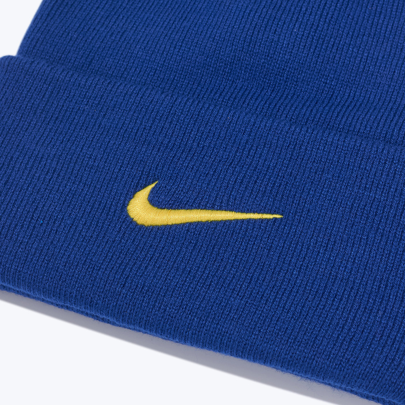 Шапка Nike Barcelona Peak IH1399-455