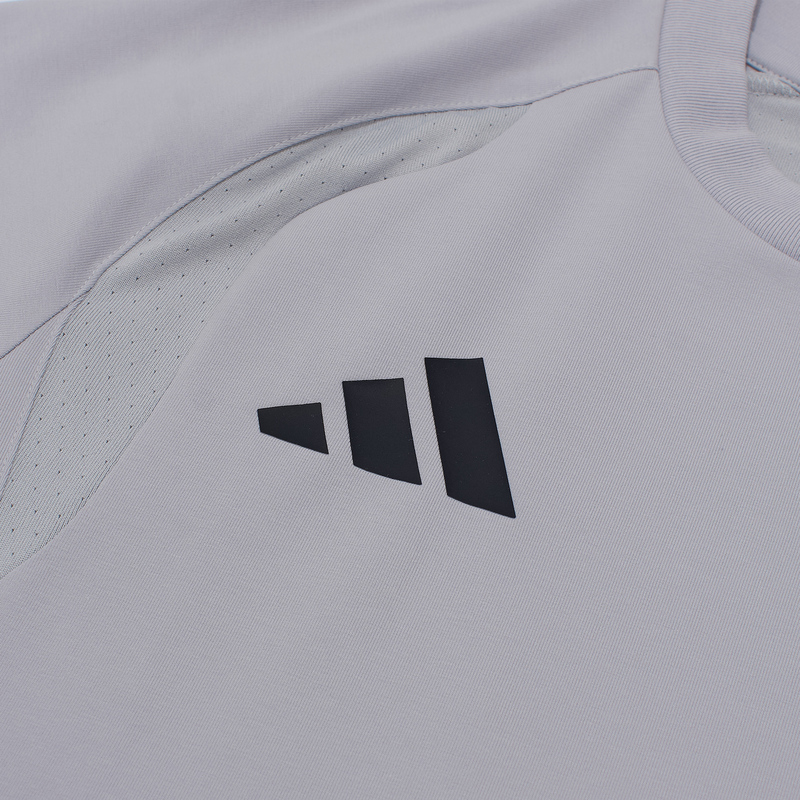 Футболка хлопковая Adidas TT Tee KD1120