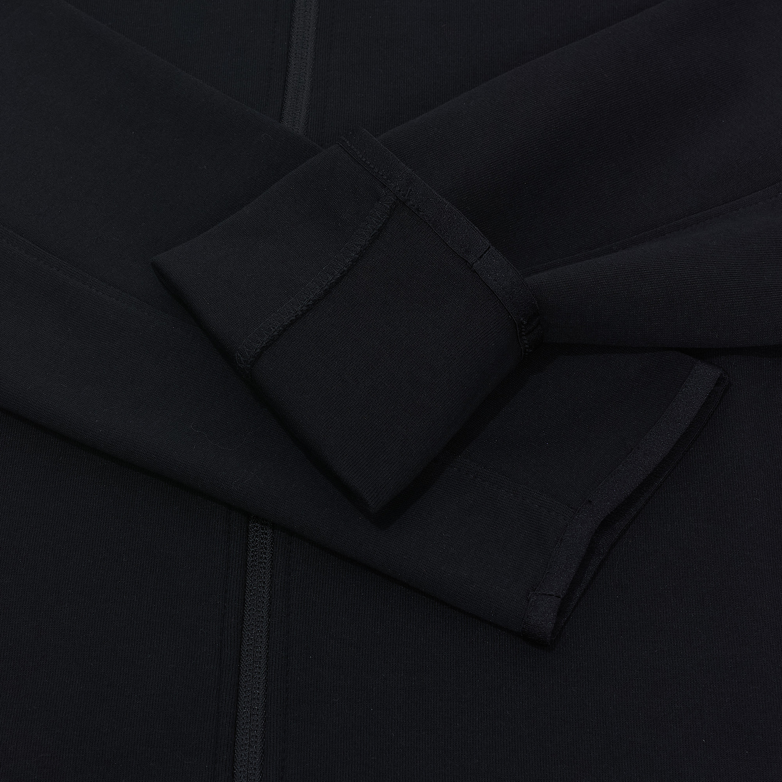 Костюм спортивный Jogel Essential Athlete Tracksuit (черный)