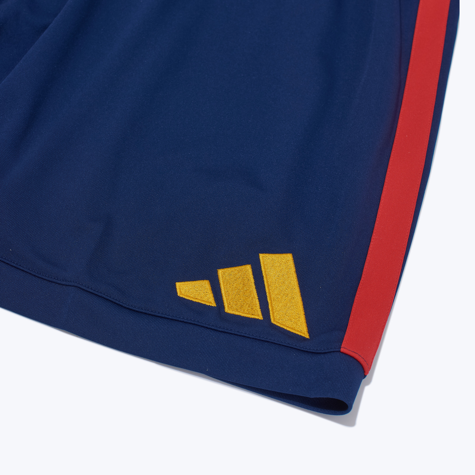 Шорты игровые домашние Adidas сборной Испании JN4396