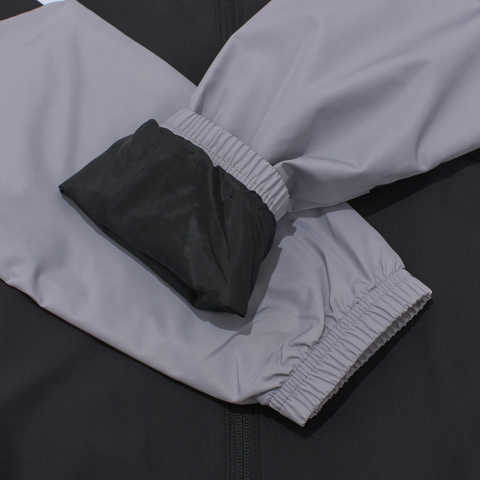 Ветровка Adidas Tiro26 Competition JX4247