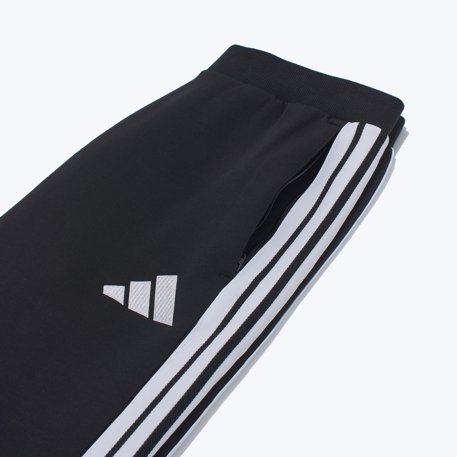 Брюки Adidas Tiro26 KB0281