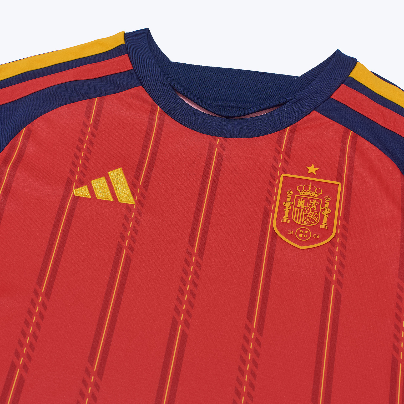Женская игровая домашняя футболка Adidas сборной Испании JZ5756