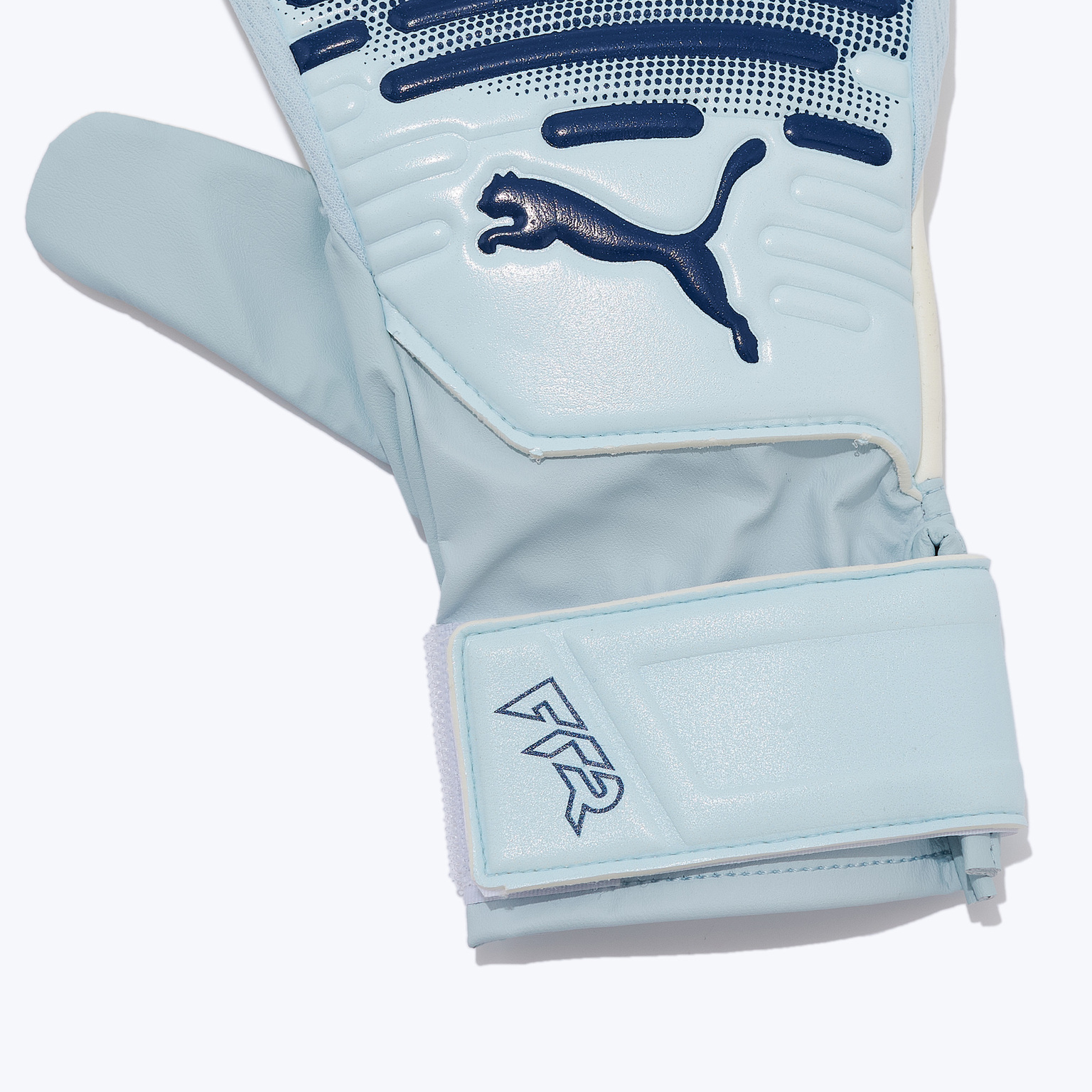 Перчатки вратарские детские Puma Ultra Play NC 04212802