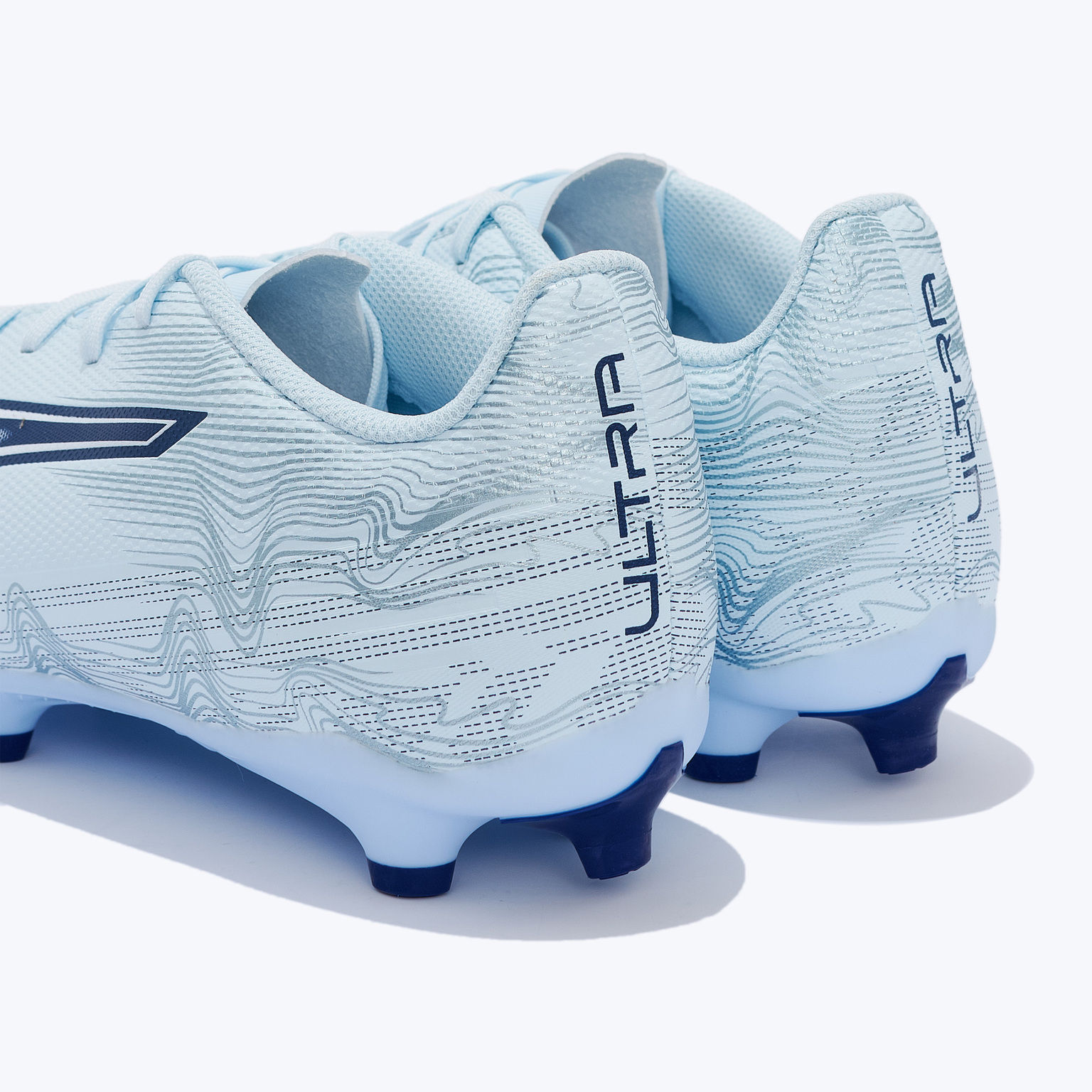 Бутсы Puma Ultra 6 Play FG/MG 10870403