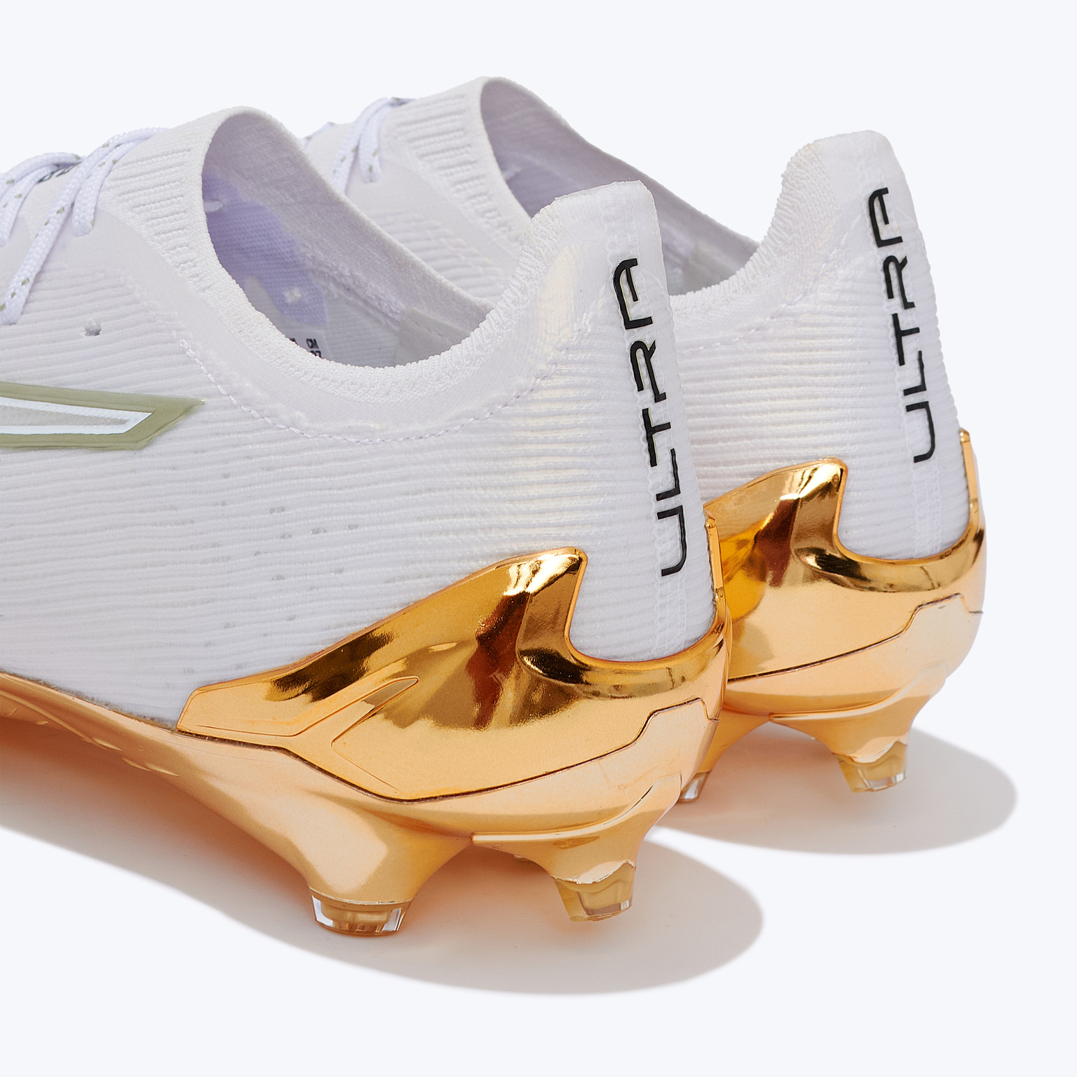 Бутсы Puma Ultra 6 Ultimate FG 10869904