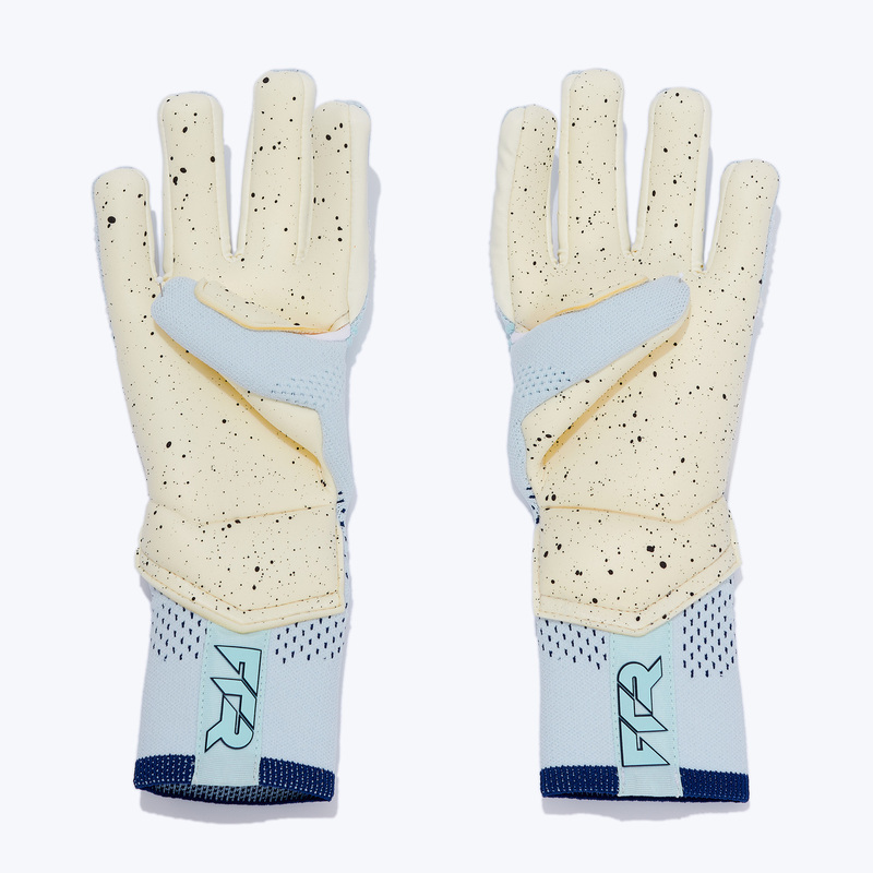 Перчатки вратарские Puma Future Ultimate NC 04212102