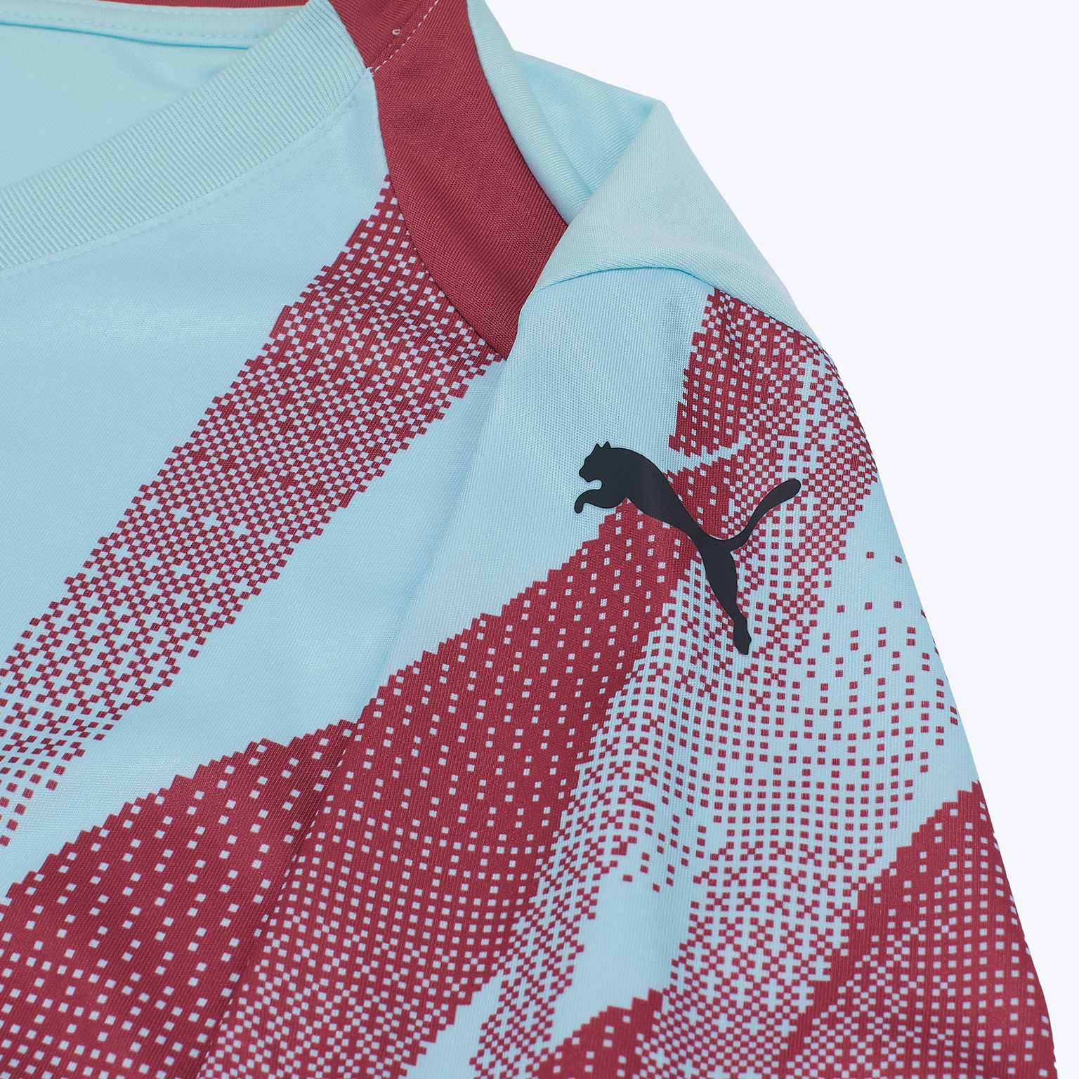 Футболка тренировочная Puma Teamfinal Graphic+ 70665439