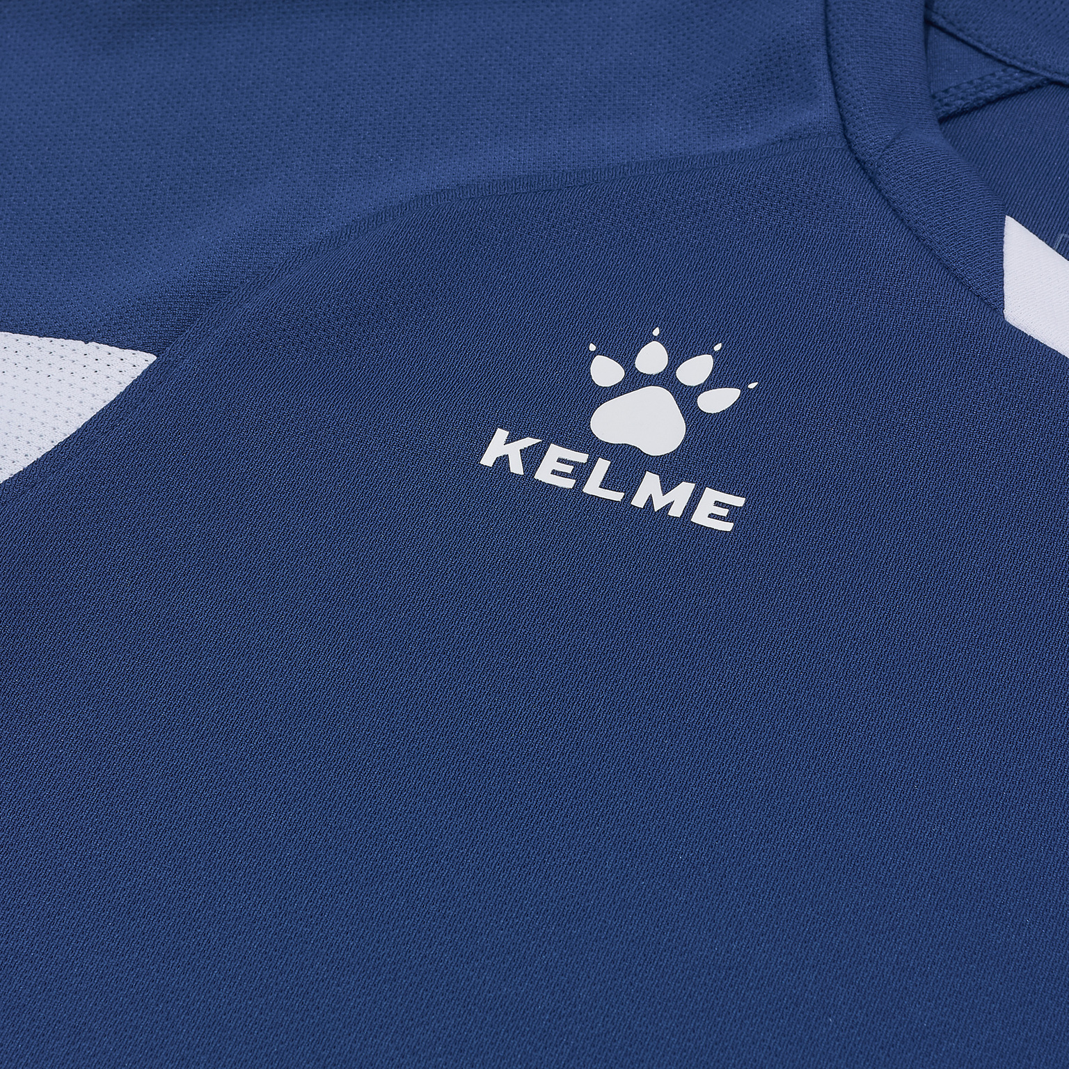 Комплект детской формы Kelme Team Base Set 7351ZB3130-424