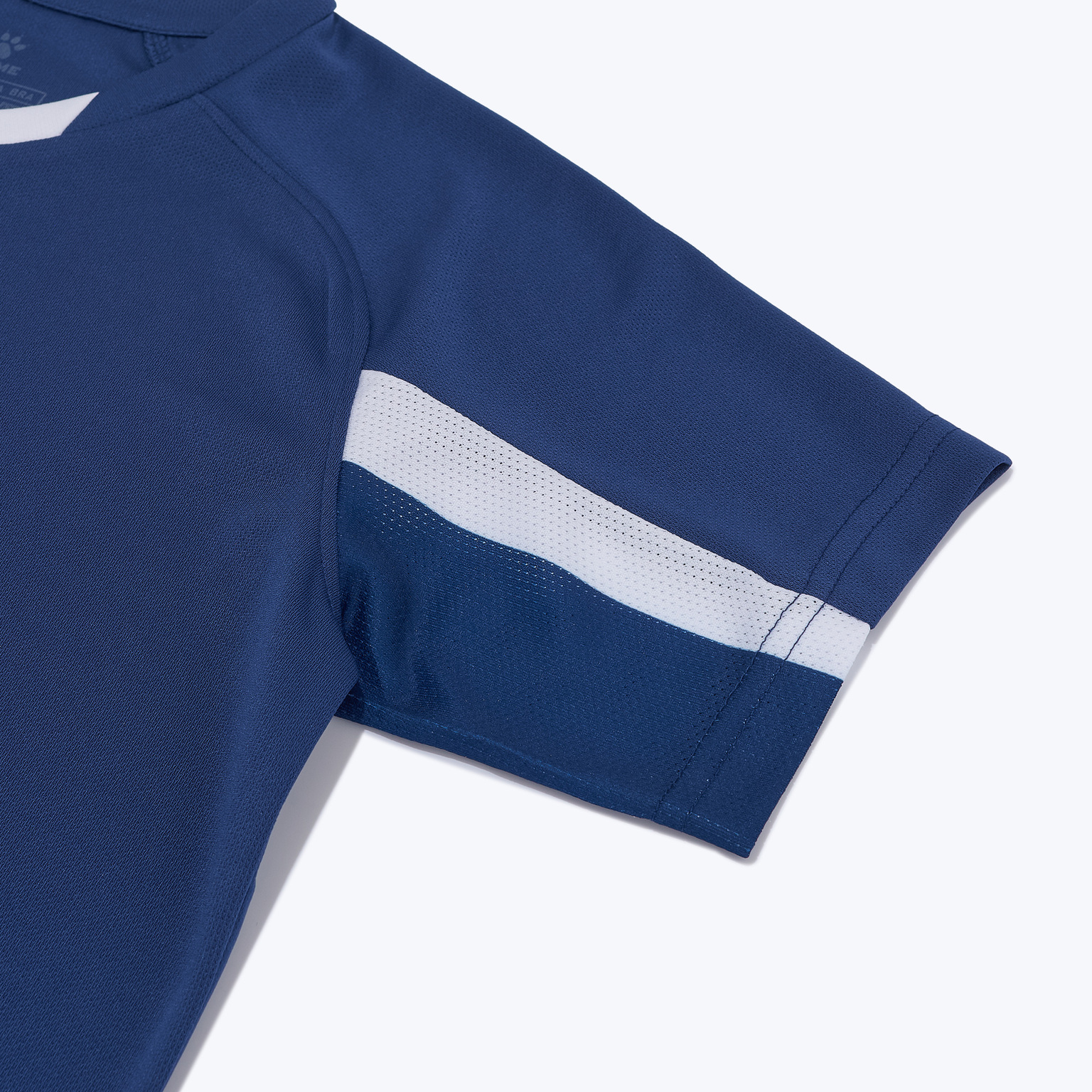 Комплект детской формы Kelme Team Base Set 7351ZB3130-424
