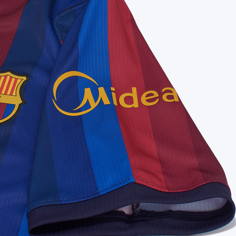 Футболка игровая домашняя Nike Barcelona сезон 2026/27