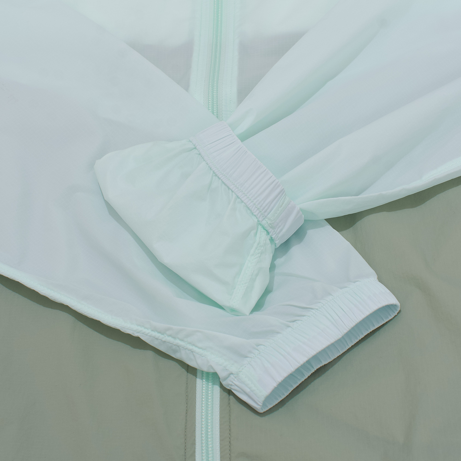 Ветровка Nike Unlined IO9627-394