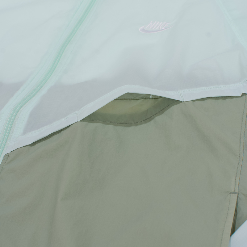 Ветровка Nike Unlined IO9627-394