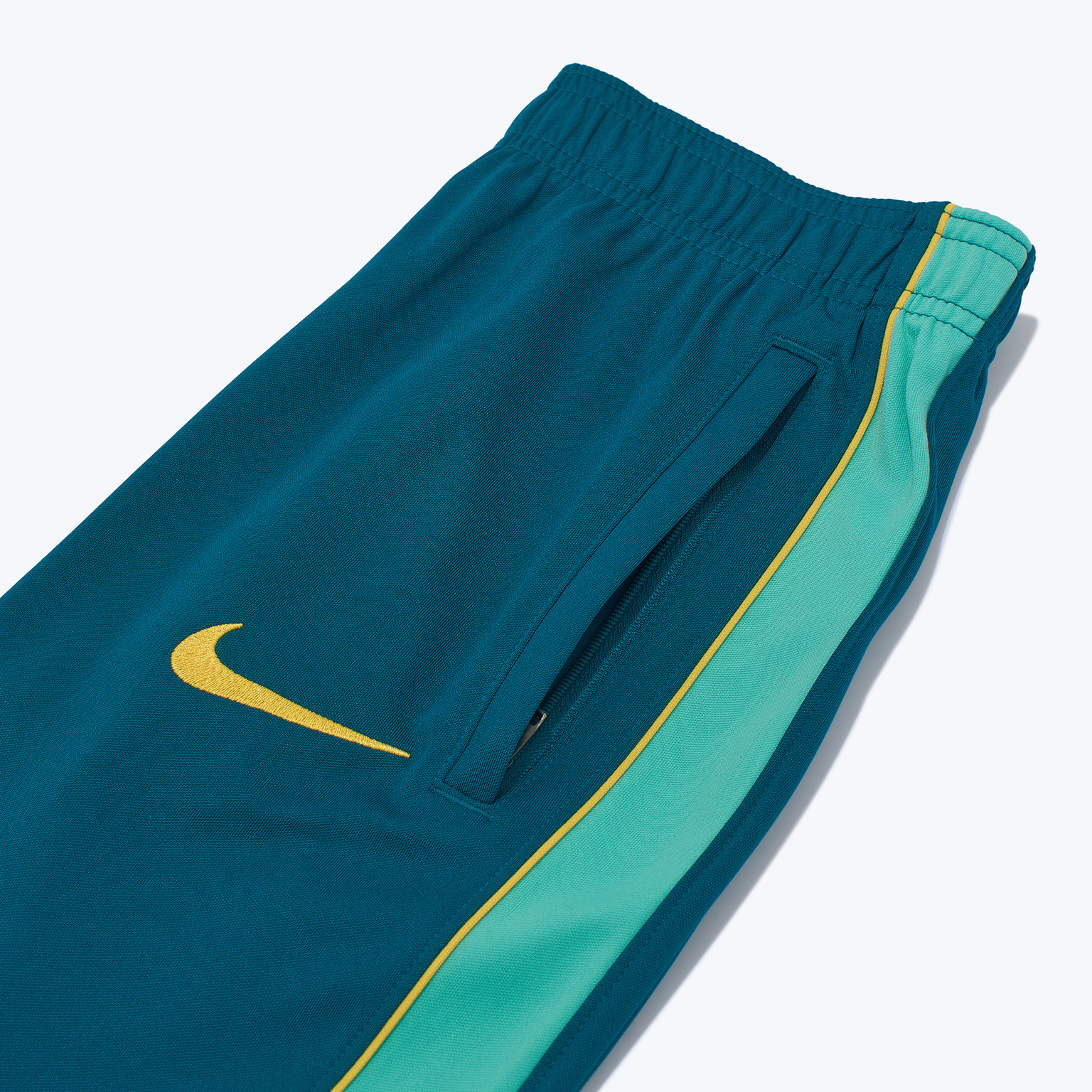 Костюм спортивный подростковый Nike Academy Pro сборной Бразилии IB5536-435