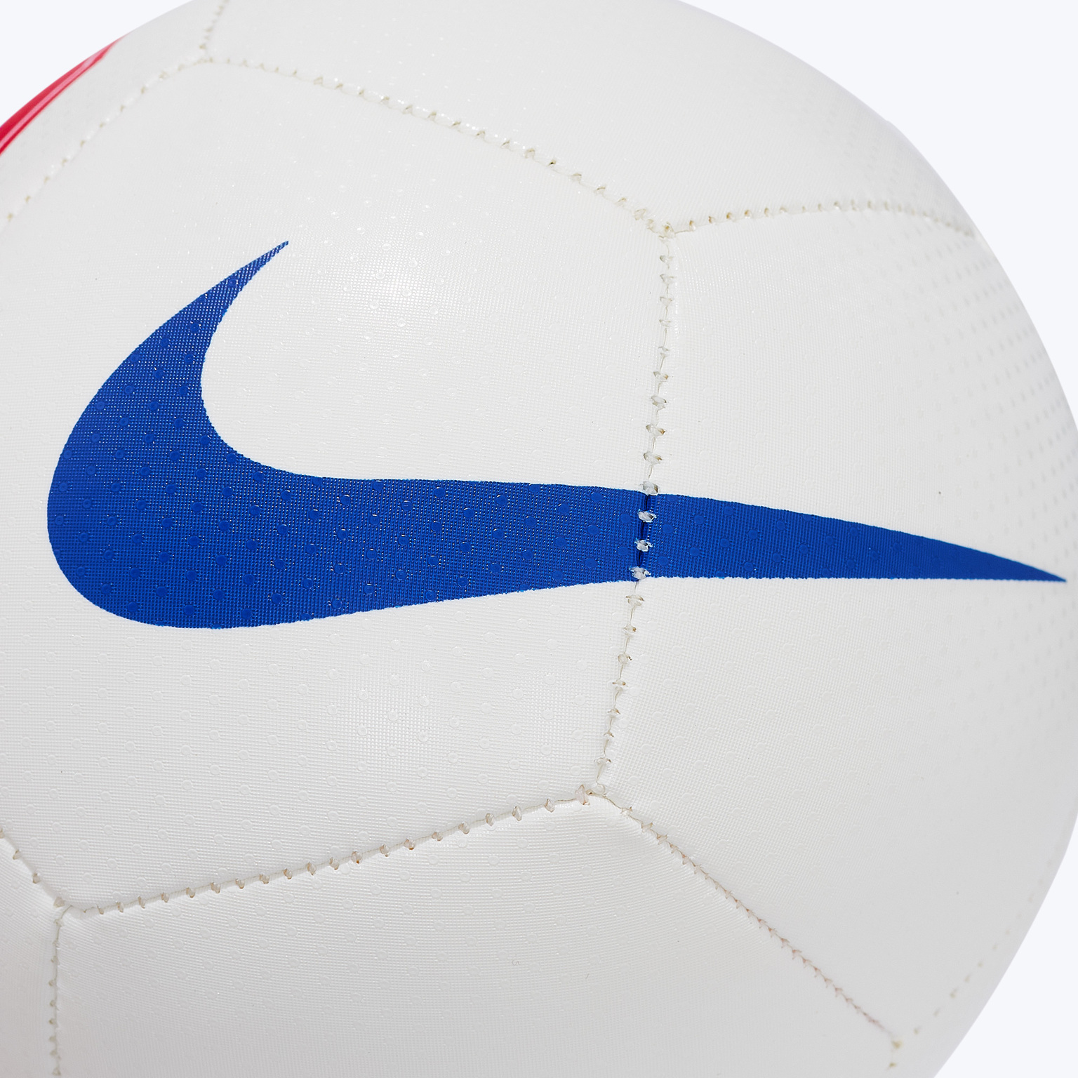 Сувенирный мяч Nike Skills PSG IR5108-100
