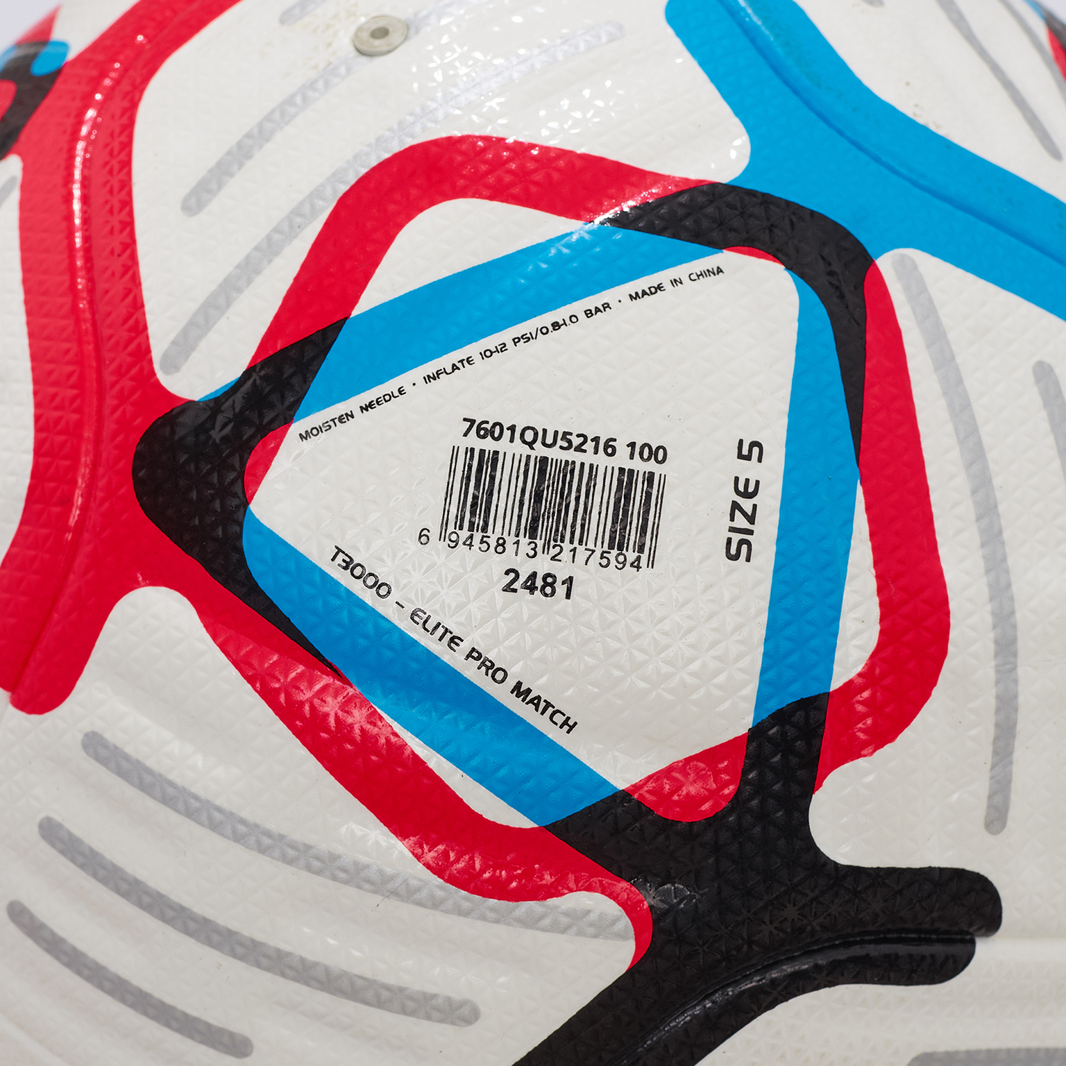 Официальный футбольный мяч Kelme RPL 2026/27