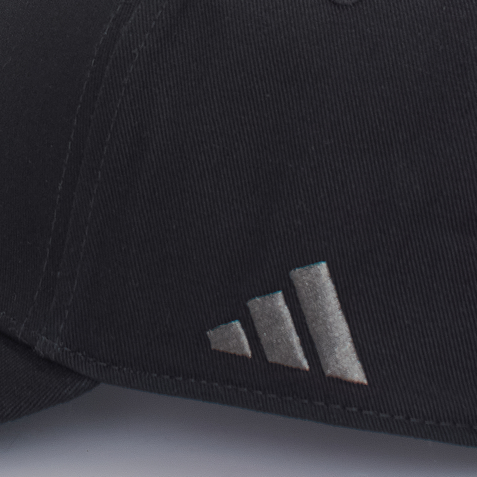 Бейсболка Adidas Liverpool LFC BB Cap KQ5137