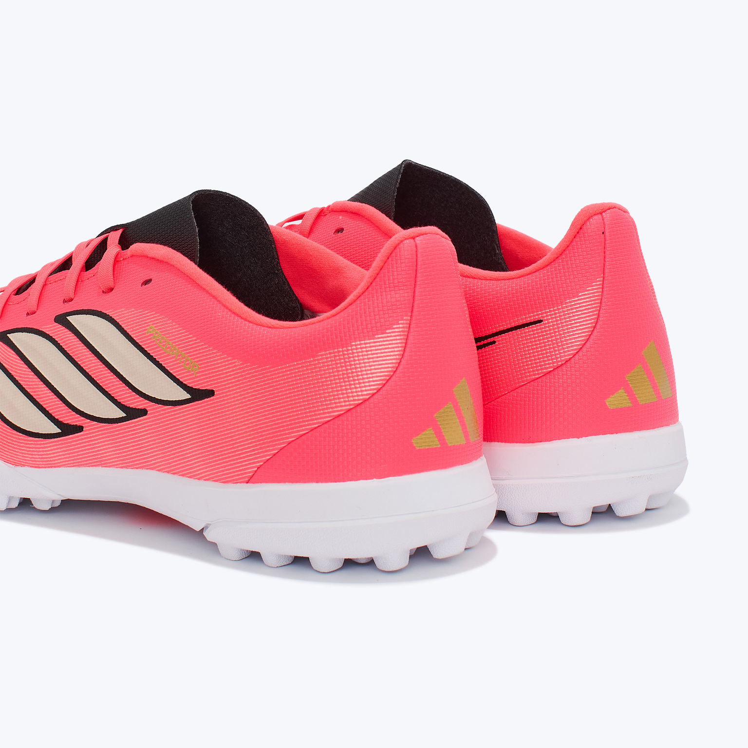 Шиповки Adidas Predator Club TF HP9975
