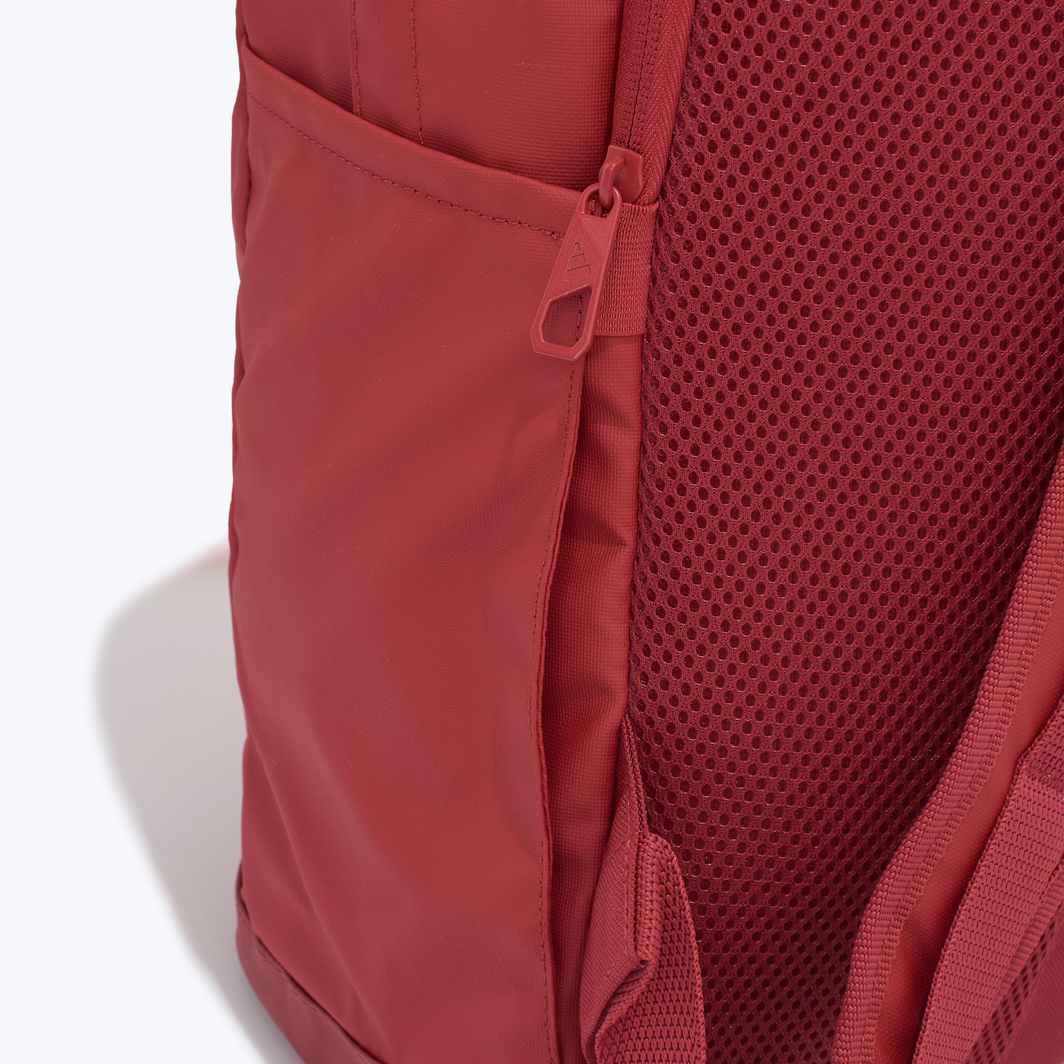 Рюкзак Adidas Liverpool KQ5145
