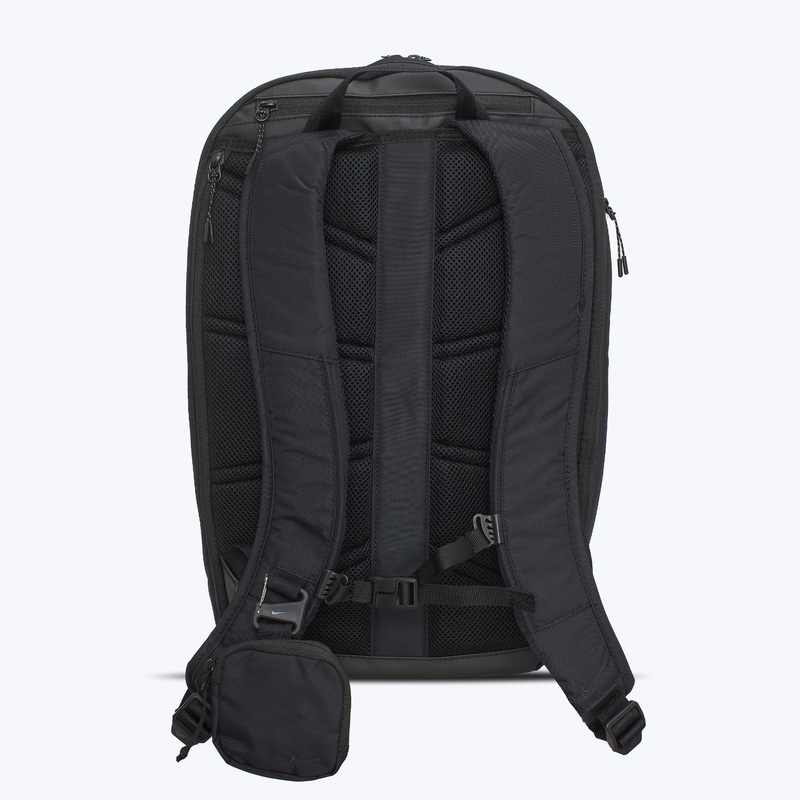 Рюкзак Nike Commute FZ6128-011